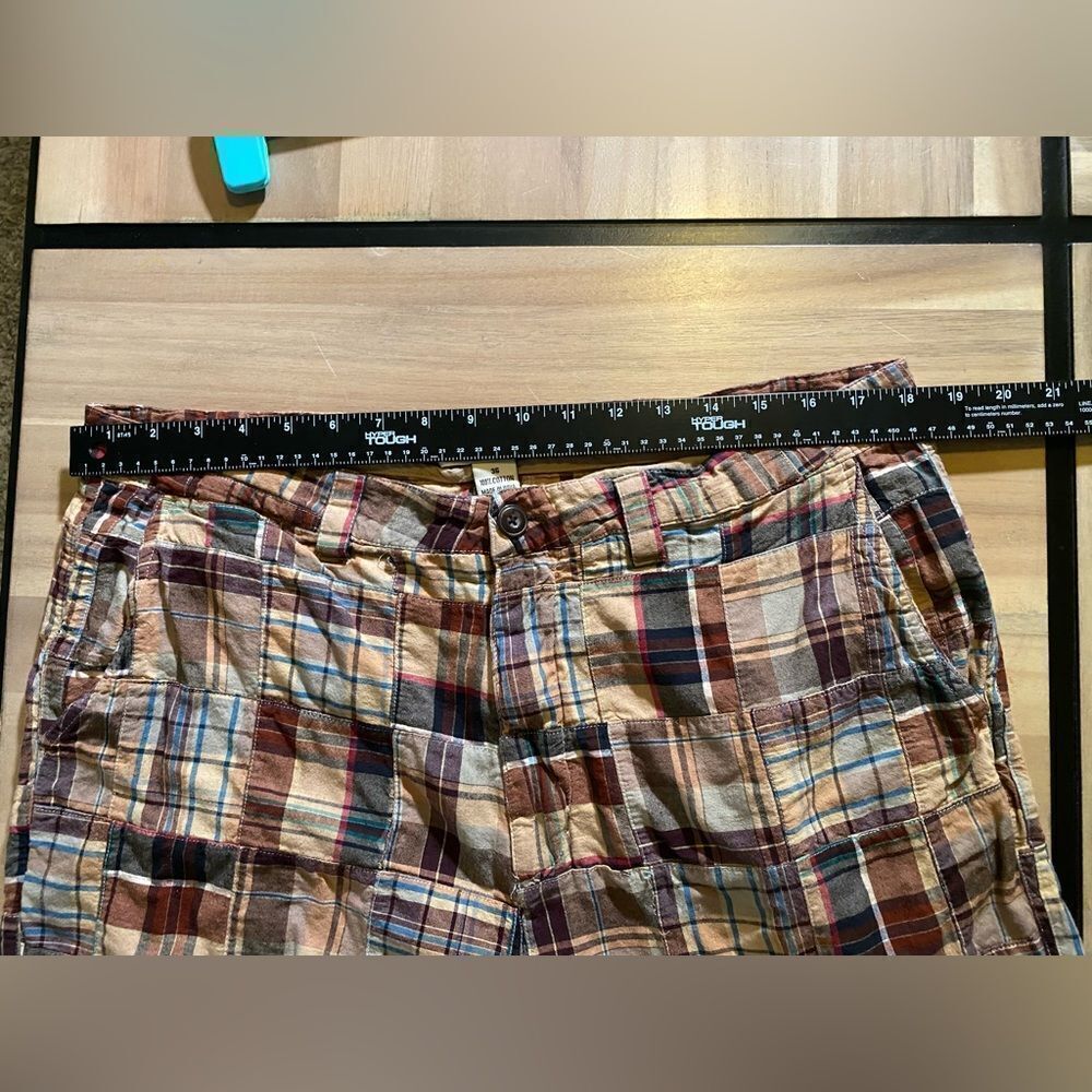 Weatherproof patch work shorts - Picture 3 of 7